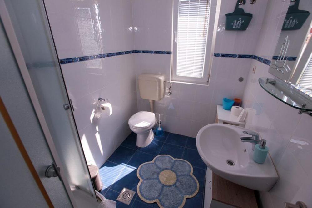 Apartments Luka Rogoznica  Bagian luar foto