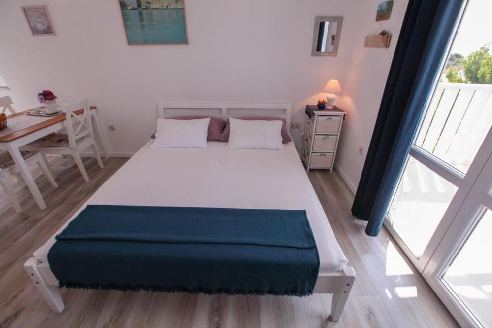 Apartments Luka Rogoznica  Bagian luar foto